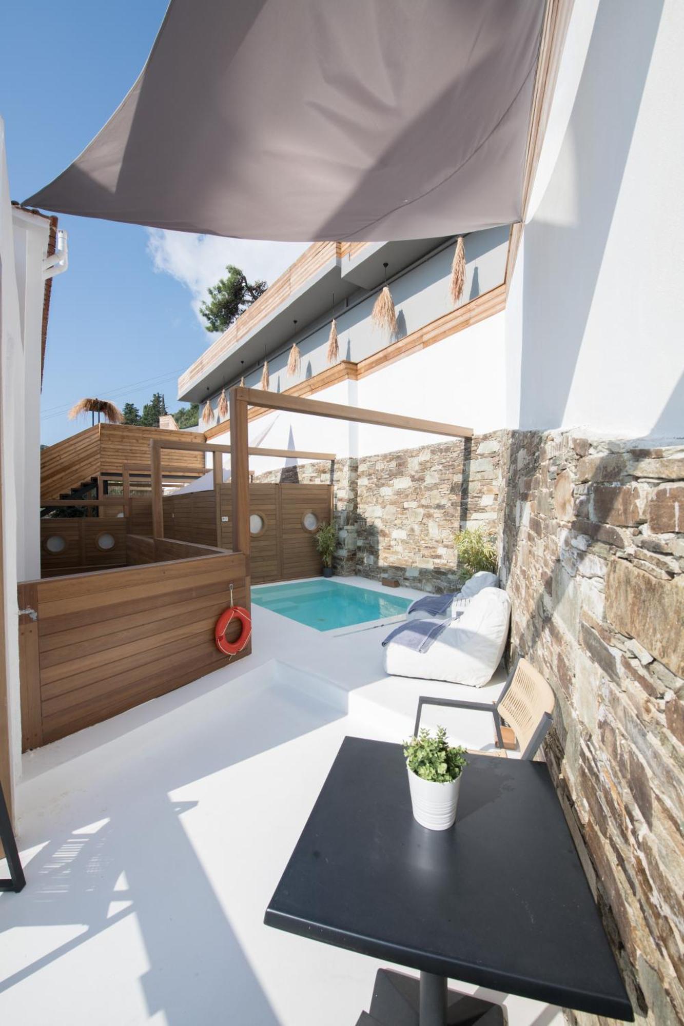 Natura Luxury Boutique Hotel Skopelos Loutraki  Екстер'єр фото